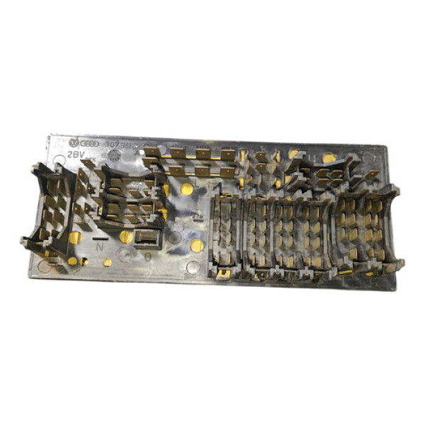 Módulo Caixa Fusível Volkswagen Santana 1995/05 307941822