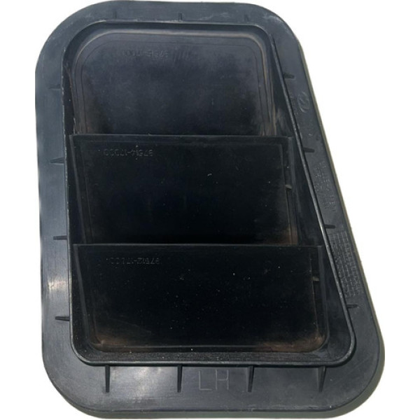 Moldura Difusor Ar Esquerdo Hyundai I30 2009 2010 2011