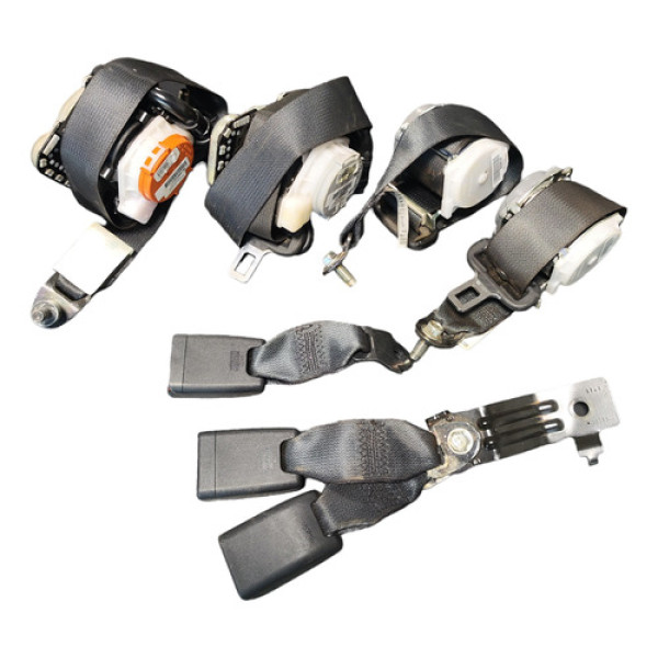 Jogo Grampos Segura Corpo Nissan Kicks 1.6 2019 2020 2021