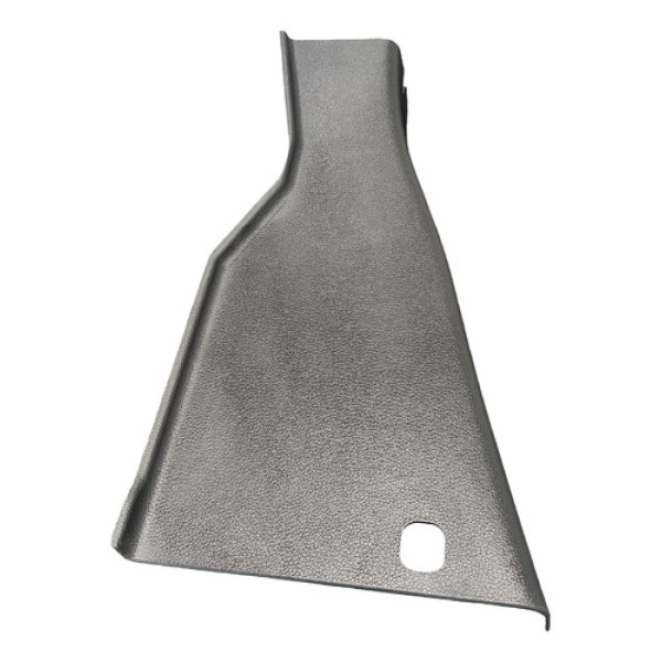 Moldura Interna Traseira Esquerda Vw Amarok 2010 A 2022 