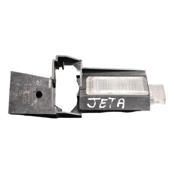 Luz Cortesia Assoalho Volkswagen Jetta 2016 2017 5c0971845b