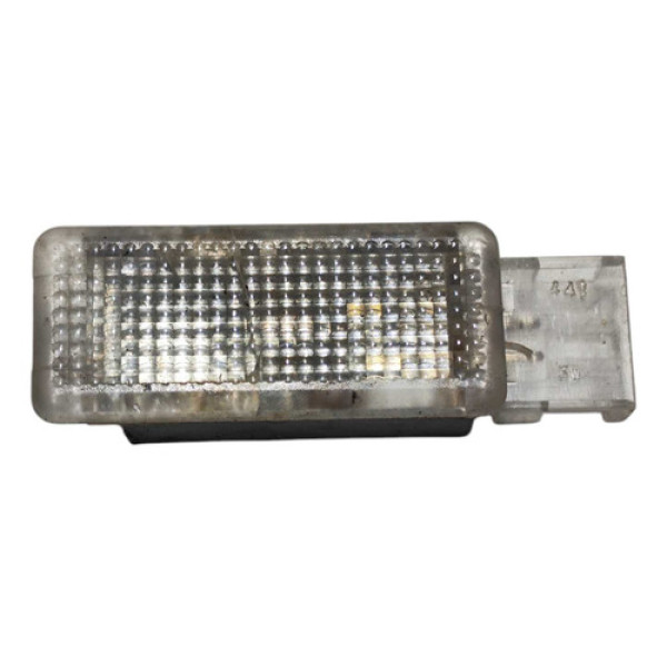 Luz Cortesia Porta Luvas 7l0947415 Vw Jetta 2011 A 2015