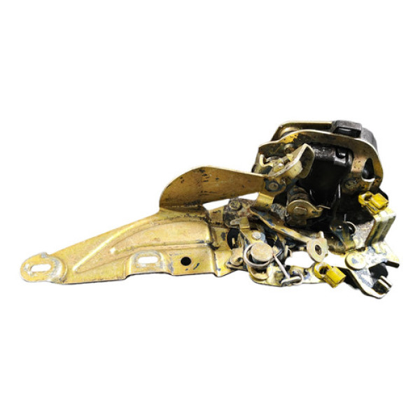 Fechadura Traseira Esquerda Gm Omega 1992 A 1998 90229916 