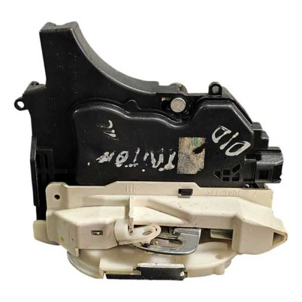 Fechadura Porta Diant Dir Mitsubishi L200 Triton 2008 A 2016