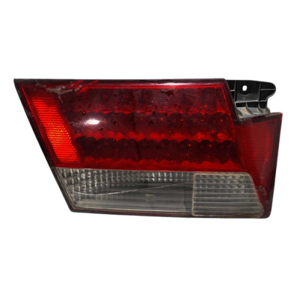 Lanterna Tampa Tras Esquerda Hyundai Azera 2008/2011 Detalhe