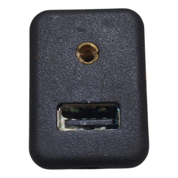 Moldura Usb 95224941 Gm Prisma 1.2 2014 2015 2016 A 2019