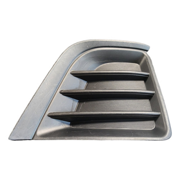 Moldura Farol De Milha Direito Toyota Corolla 2015 A 2017 Preto Direito