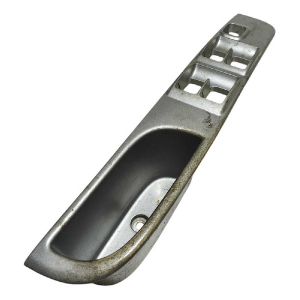 Moldura Comando Vidro Diant Esq Mitsubishi L200 2013 A 2015