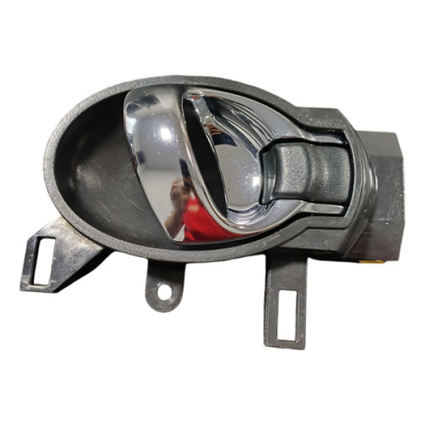 Maçaneta Interna Traseira Direita Nissan March 2013 2014 15 1 Traseira