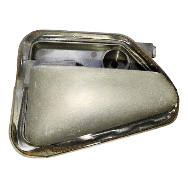 Maçaneta Interna Tras Esquerda Chevrolet Omega 1995 A 1997 Traseira