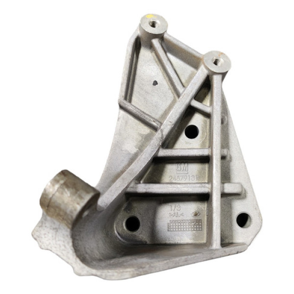 Suporte Alternador Gm Onix 2013 A 2018 24579131 