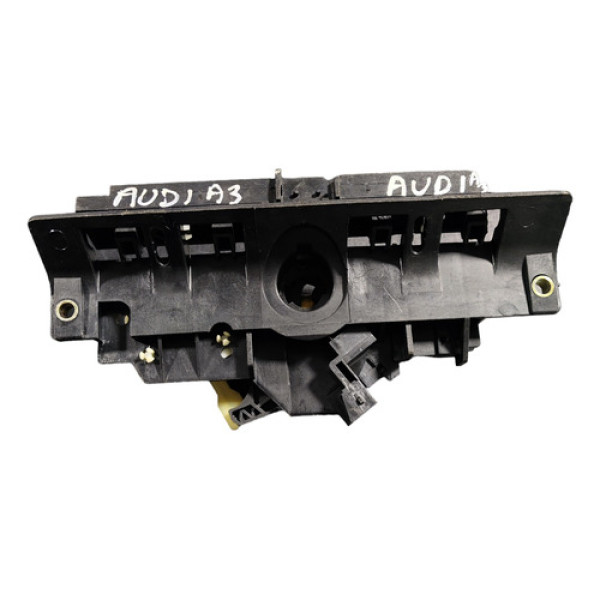 Maçaneta Fechadura Tampa Traseira Audi A3 1998/03  4b0827565