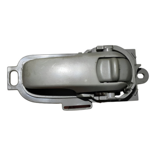 Maçaneta Interna Dianteira Direita Nissan Livina 2009 A 2012 Bege Dianteira