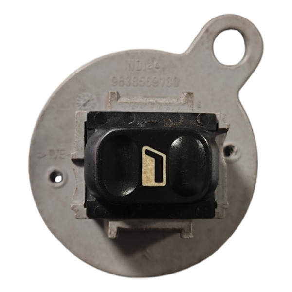Botao Vidro Tras Esquerdo Citroen Xsara Picasso 2002 A 2005 