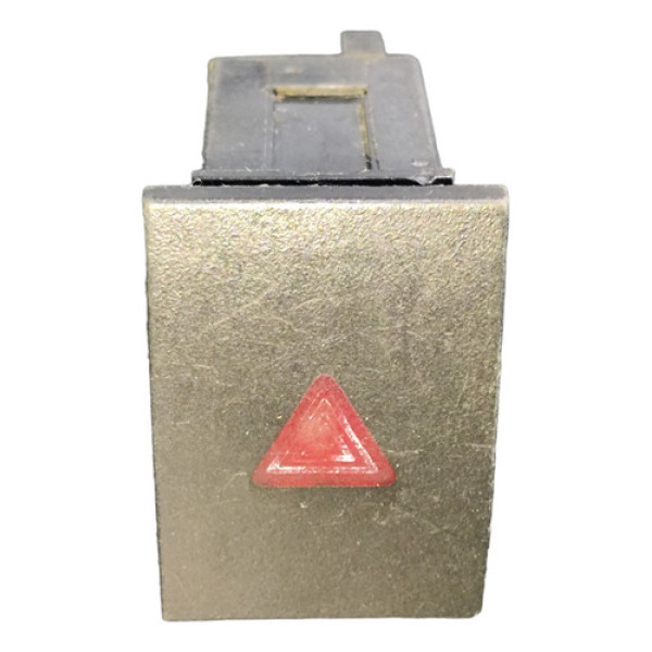 Botão Pisca Alerta Vw Parati 2005 2006 2007 2008 377953235 Preto