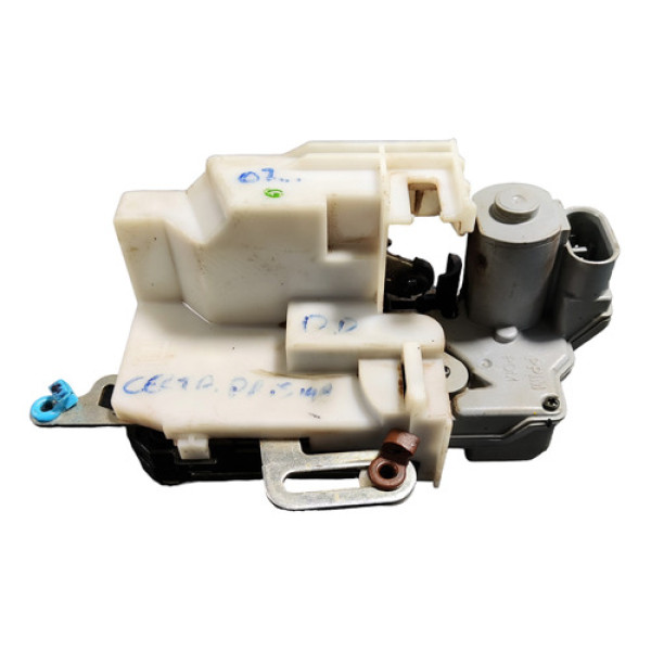 Fechadura Porta Diant Direita Chevrolet Celta 2007 A 2011