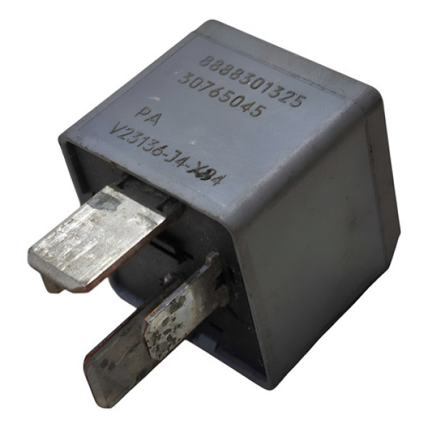 Módulo Relé Auxiliar 8888301325 Volvo Xc60 2017 2018 A 2020