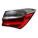  Lanterna Traseira Direita E1324768 Toyota Corolla 2017/2019 Direito/passageiro Vermelho