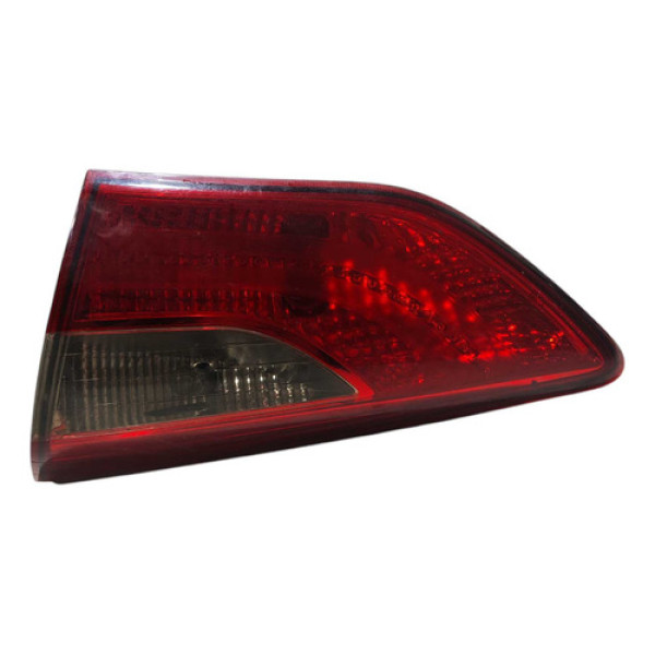 Lanterna Tampa Traseira Esquerda Hyundai I30 1.8 2013 A 2016 Esquerdo/motorista Vermelho
