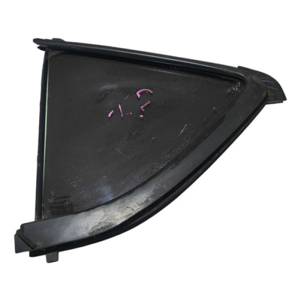 Vidro Vigia Traseiro Direito Nissan March 2013 2014 2015
