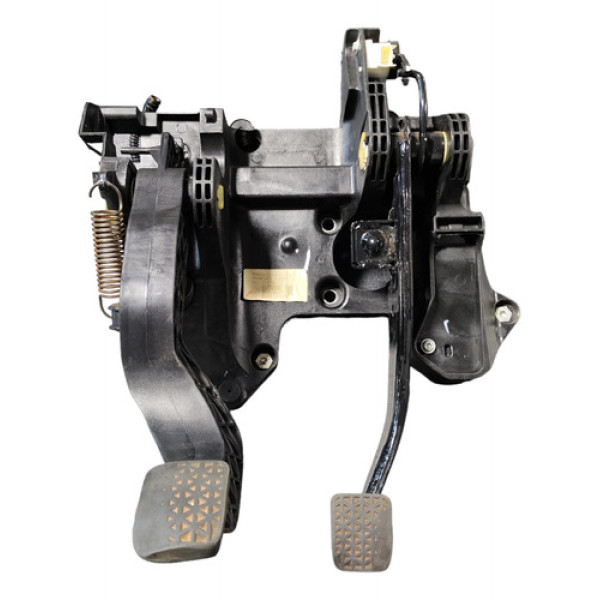 Pedal Embreagem Chevrolet Onix 2013 2014 2015