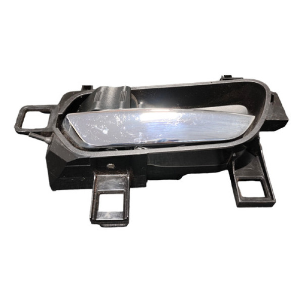 Maçaneta Interna Dianteira Esquerda Nissan Kicks 2017 A 2019 Cromada Dianteira