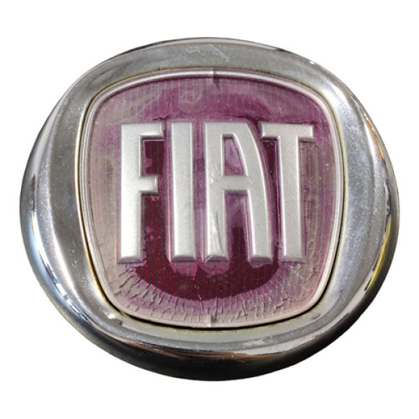 Emblema Grade Dianteiro Fiat Palio Strada Uno 2008 A 2019 Vermelho